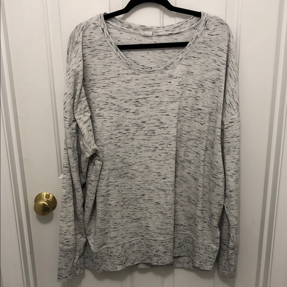 Avia Heathered Gray Long Sleeve Shirt